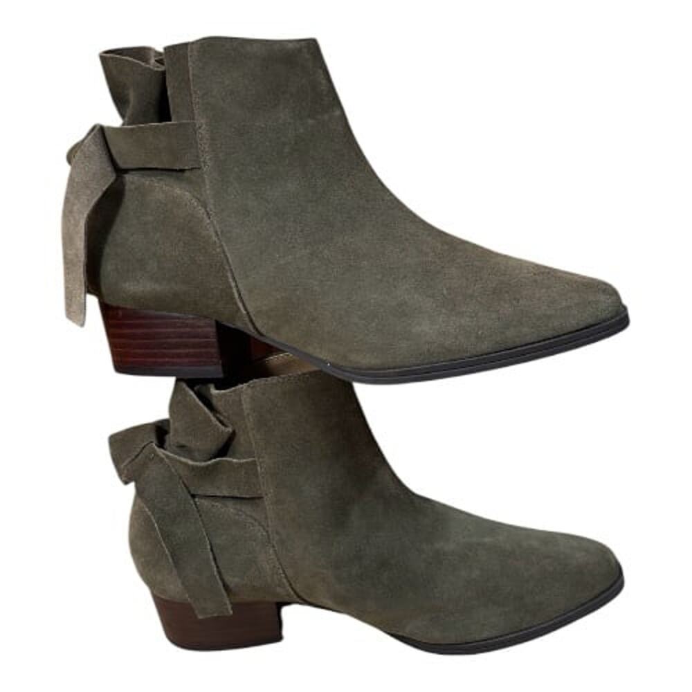 Aerosoles Crosswalk taupe Suede Leather Ankle Boots tie back booties wide width